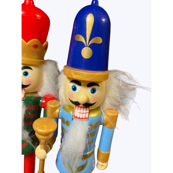 Plastic Nutcracker Soldiers Christmas Decor 8.5-9 Inches tall Set of 3 - Picture 3 of 11